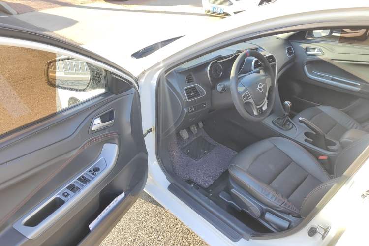 Used Haima Fumei 2017 1.6L Manual Luxury Model Driver Seat
