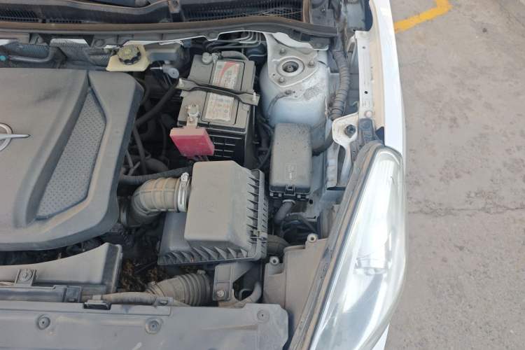 Used Haima Fumei 2017 1.6L Manual Luxury Model Engine Bay Left