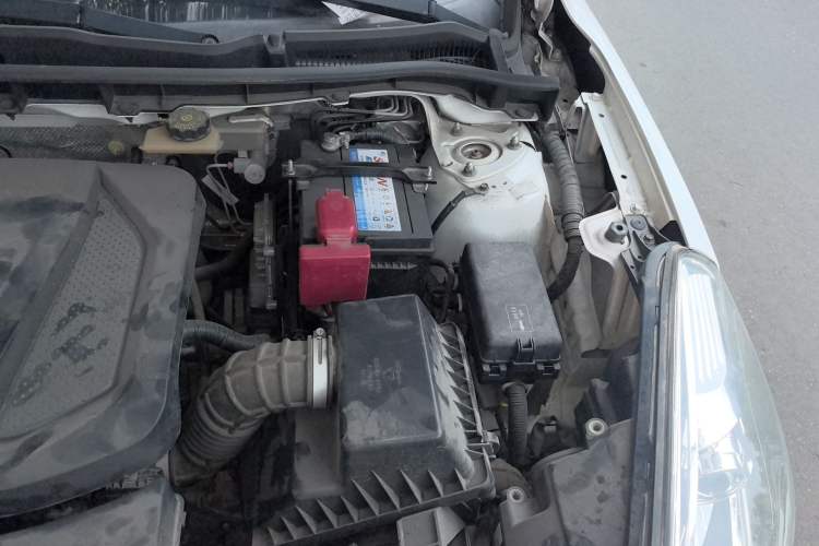 Used Haima Fumei 2017 1.6L Automatic Luxury Model Engine Bay Left