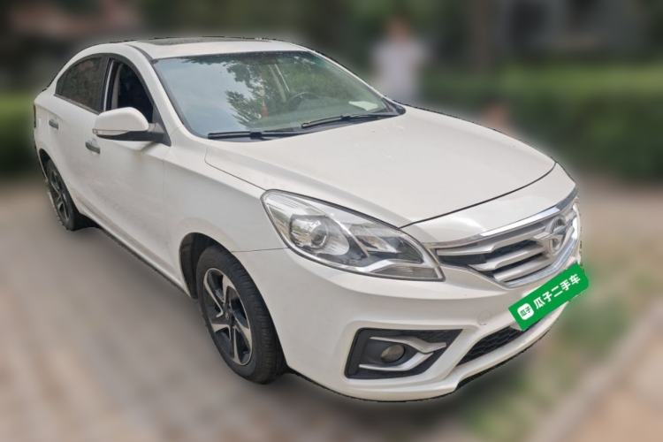 Used Haima Fumei 2017 1.6L Manual Luxury Model Exterior 2
