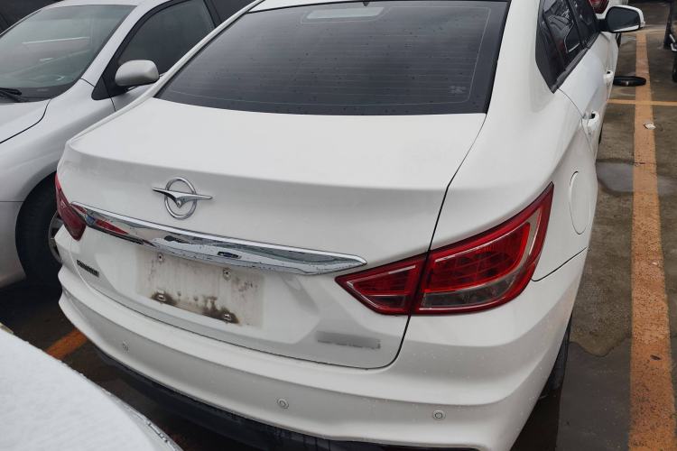 Used Haima Fumei 2017 1.6L Manual Luxury Model Exterior 4