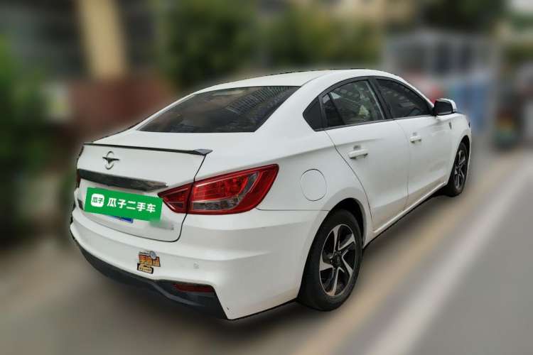 Used Haima Fumei 2017 1.6L Manual Luxury Model Exterior 5