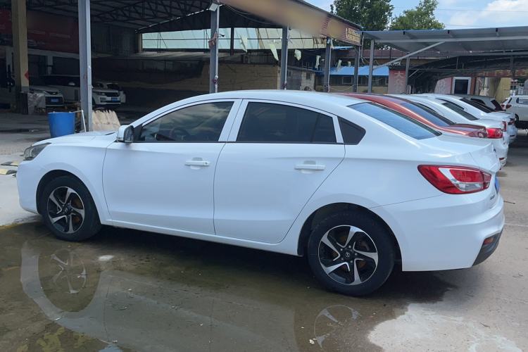 Used Haima Fumei 2017 1.6L Manual Comfort Model Exterior 5