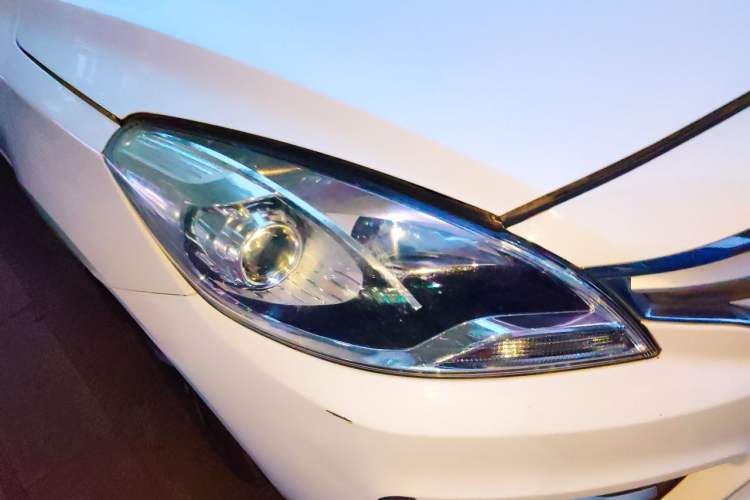 Used Haima Fumei 2017 1.6L Automatic Luxury Model Exterior 6