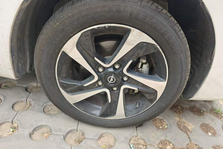 Used Haima Fumei 2017 1.6L Manual Luxury Model Exterior 7
