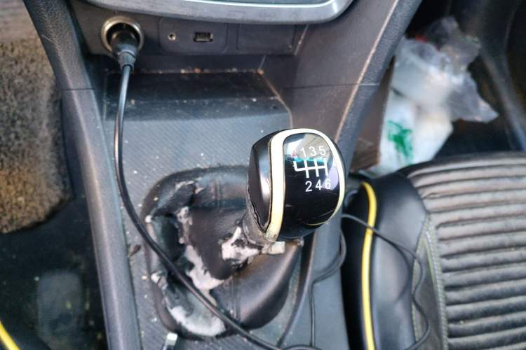 Used Haima Fumei 2017 1.6L Manual Comfort Model Gear Lever