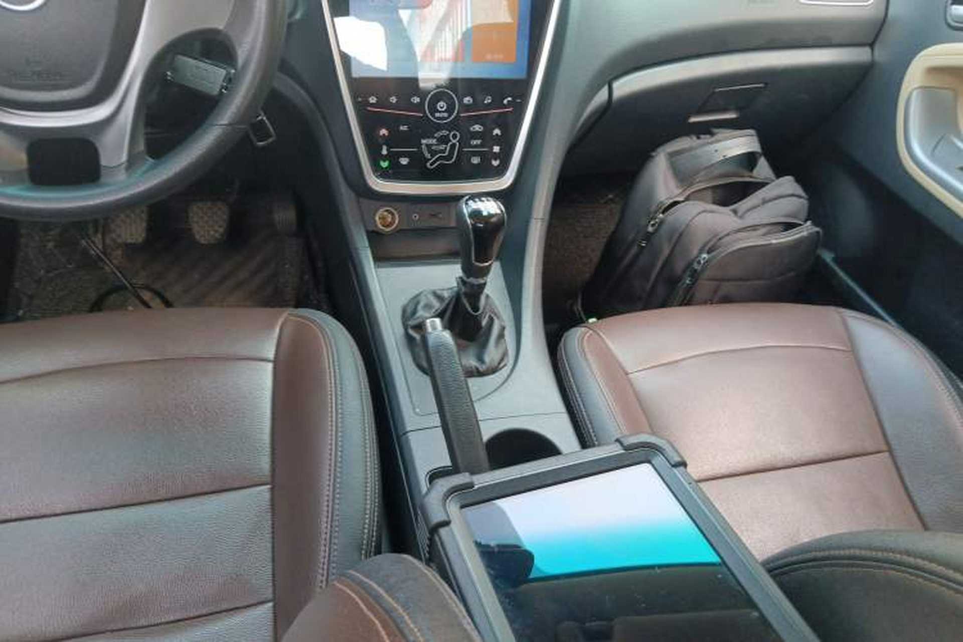 Used Haima Fumei 2017 1.6L Manual Comfort Model Gear Lever