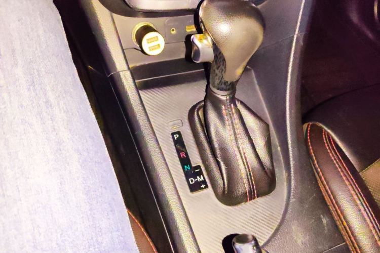 Used Haima Fumei 2017 1.6L Automatic Luxury Model Gear Lever