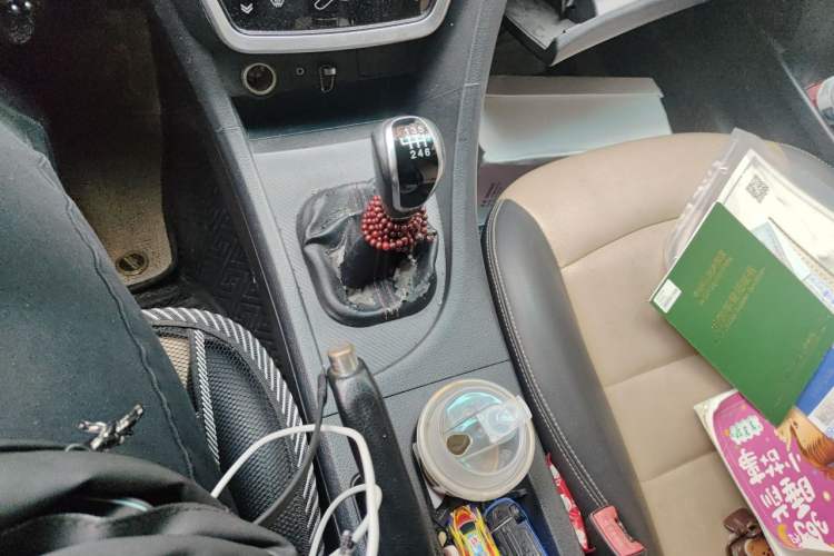 Used Haima Fumei 2017 1.6L Manual Comfort Model Gear Lever