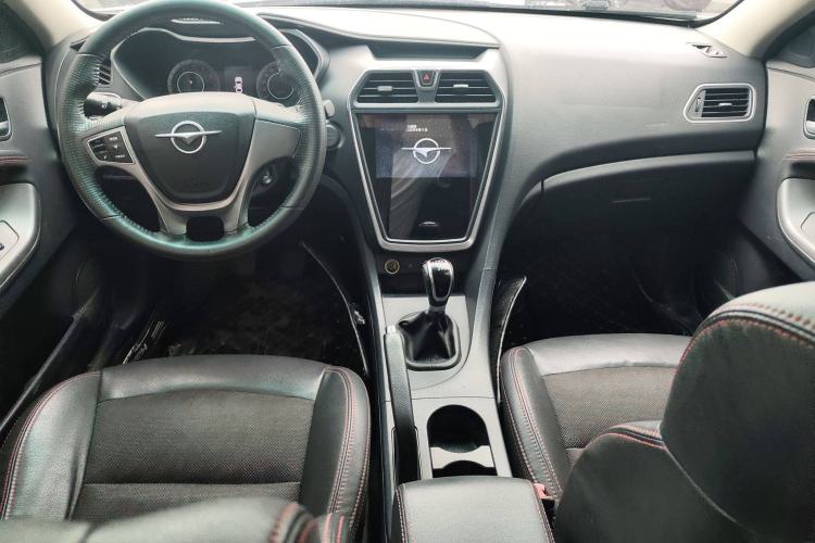 Used Haima Fumei 2017 1.6L Manual Luxury Model Interior 1