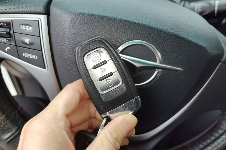 Used Haima Fumei 2017 1.6L Automatic Luxury Model Interior 1