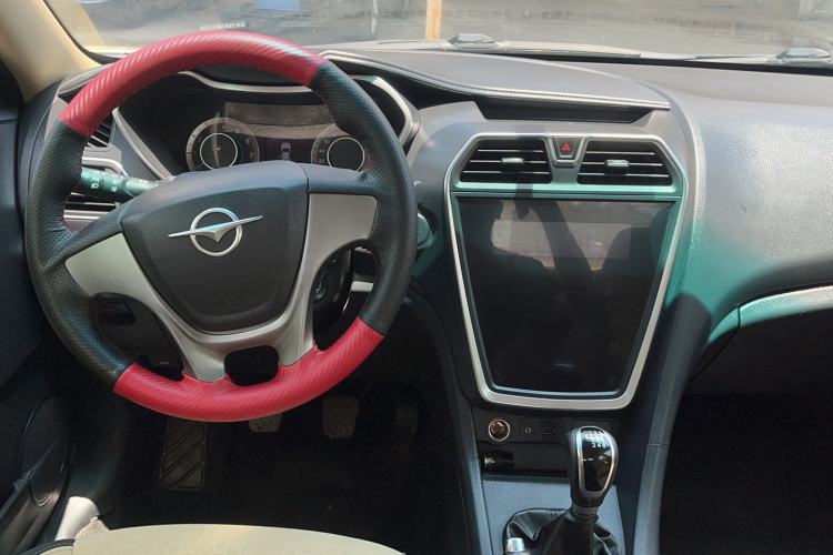 Used Haima Fumei 2017 1.6L Manual Comfort Model Interior 3
