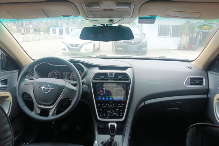 Used Haima Fumei 2017 1.6L Manual Comfort Model Interior 4