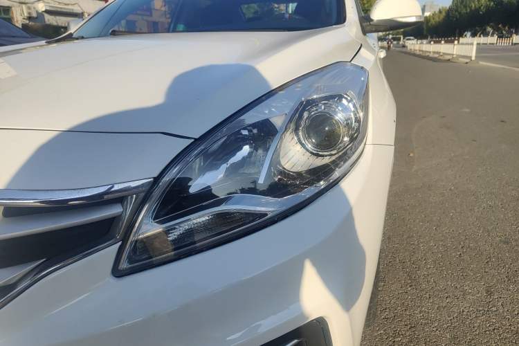 Used Haima Fumei 2017 1.6L Manual Luxury Model Left Front Headlight