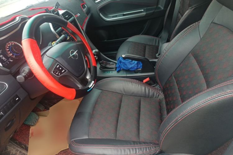 Used Haima Fumei 2017 1.6L Automatic Luxury Model Left Front Seat