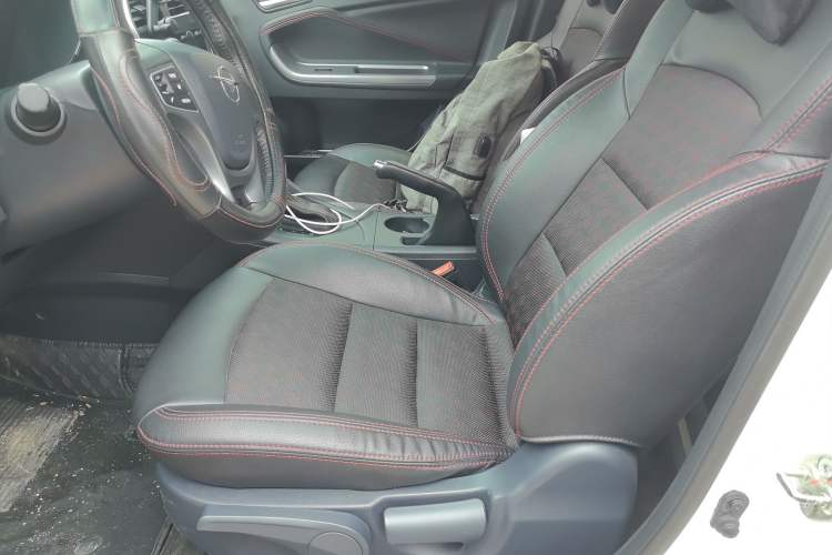 Used Haima Fumei 2017 1.6L Automatic Luxury Model Left Front Seat