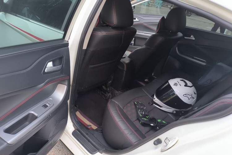 Used Haima Fumei 2017 1.6L Manual Luxury Model Left Rear Seat