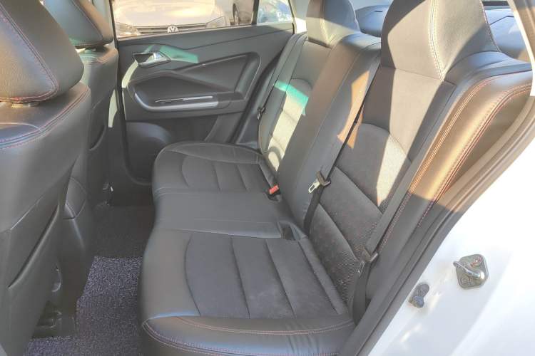 Used Haima Fumei 2017 1.6L Manual Luxury Model Left Rear Seat