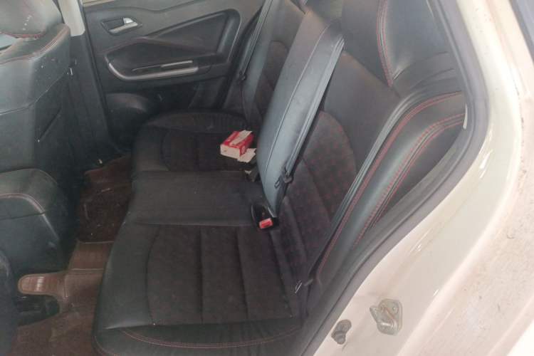 Used Haima Fumei 2017 1.6L Manual Luxury Model Left Rear Seat