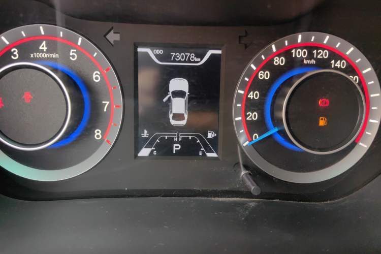 Used Haima Fumei 2017 1.6L Automatic Luxury Model Odometer Close Up