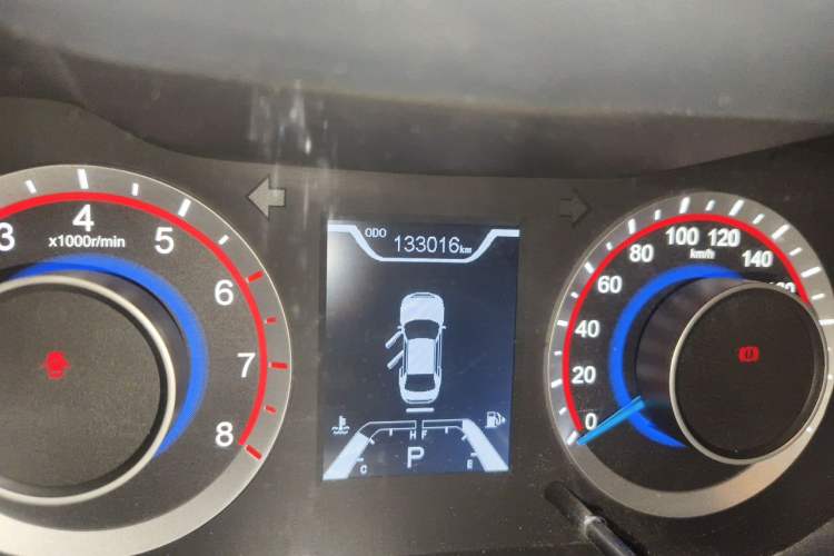 Used Haima Fumei 2017 1.6L Automatic Luxury Model Odometer Close Up