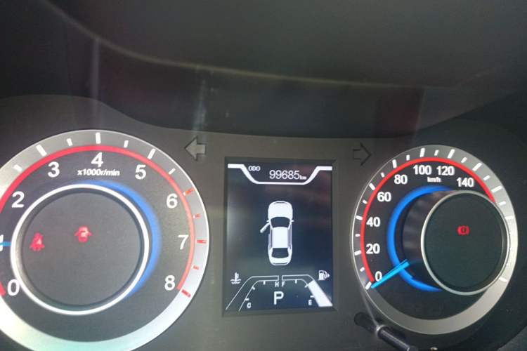 Used Haima Fumei 2017 1.6L Automatic Luxury Model Odometer Close Up