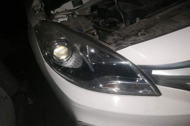 Used Haima Fumei 2017 1.6L Manual Luxury Model Right Front Headlight
