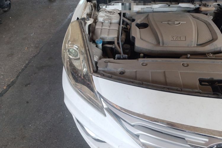 Used Haima Fumei 2017 1.6L Manual Luxury Model Right Front Headlight
