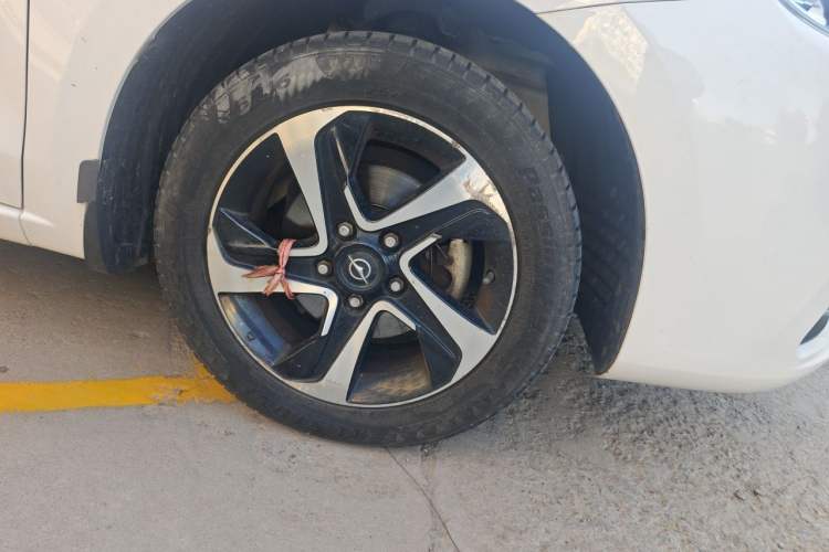 Used Haima Fumei 2017 1.6L Manual Luxury Model Right Front Wheel Hub