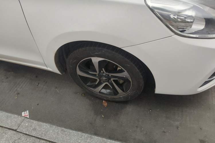 Used Haima Fumei 2017 1.6L Manual Luxury Model Right Front Wheel Hub