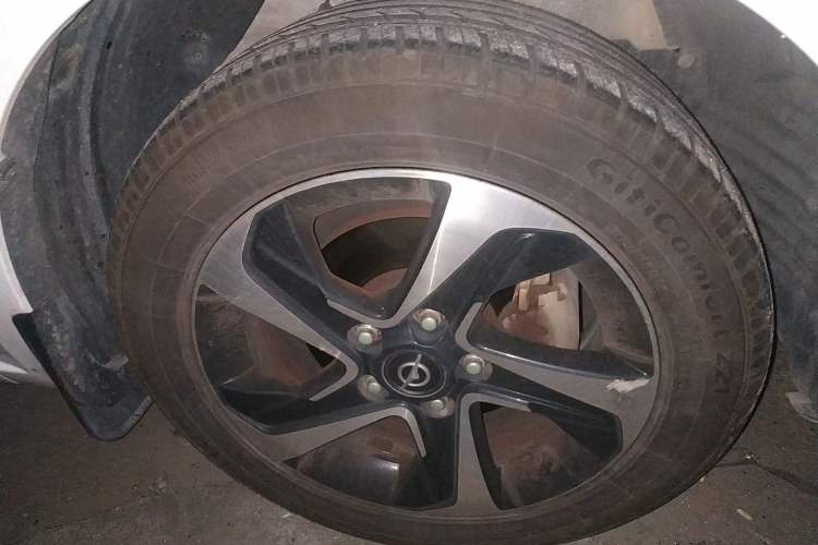 Used Haima Fumei 2017 1.6L Manual Luxury Model Right Front Wheel Hub