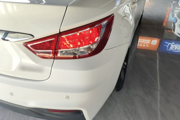 Used Haima Fumei 2017 1.6L Automatic Luxury Model Right Rear Taillight
