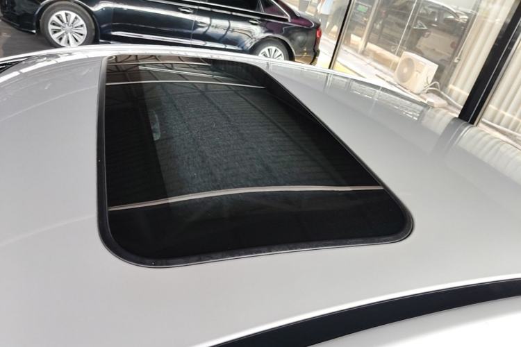 Used Haima Fumei 2017 1.6L Automatic Luxury Model Roof