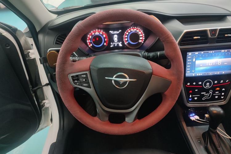 Used Haima Fumei 2017 1.6L Automatic Luxury Model Steering Wheel