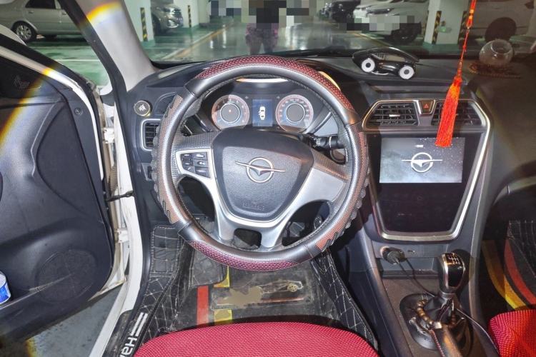 Used Haima Fumei 2017 1.6L Manual Luxury Model Steering Wheel