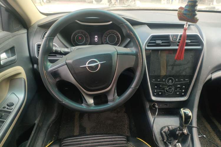 Used Haima Fumei 2017 1.6L Manual Comfort Model Steering Wheel