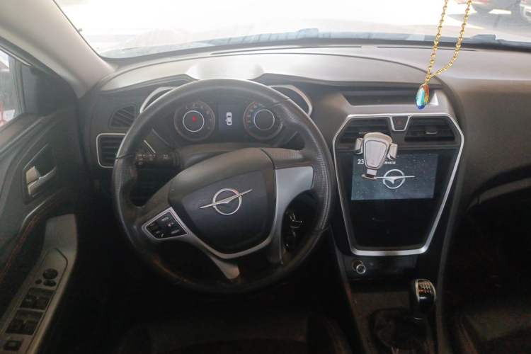 Used Haima Fumei 2017 1.6L Manual Luxury Model Steering Wheel