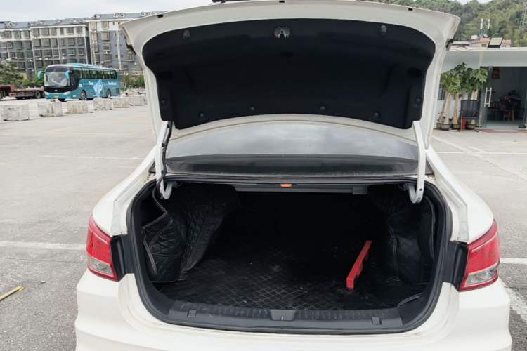 Used Haima Fumei 2017 1.6L Manual Comfort Model Trunk