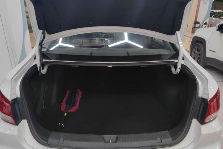 Used Haima Fumei 2017 1.6L Automatic Luxury Model Trunk