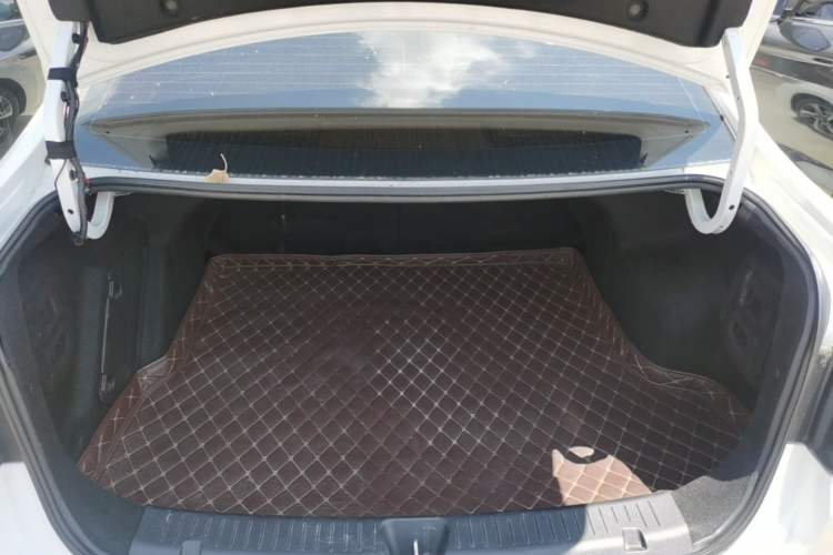 Used Haima Fumei 2017 1.6L Manual Comfort Model Trunk