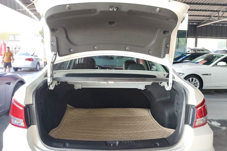 Used Haima Fumei 2017 1.6L Automatic Luxury Model Trunk