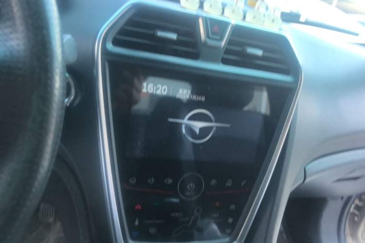 Used Haima Fumei 2017 1.6L Manual Luxury Model Audio And AC Panel