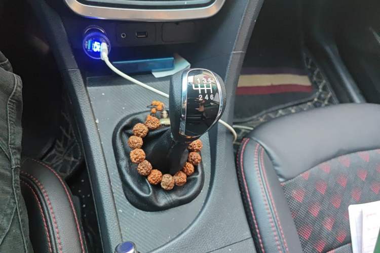 Used Haima Fumei 2017 1.6L Manual Luxury Model Gear Lever