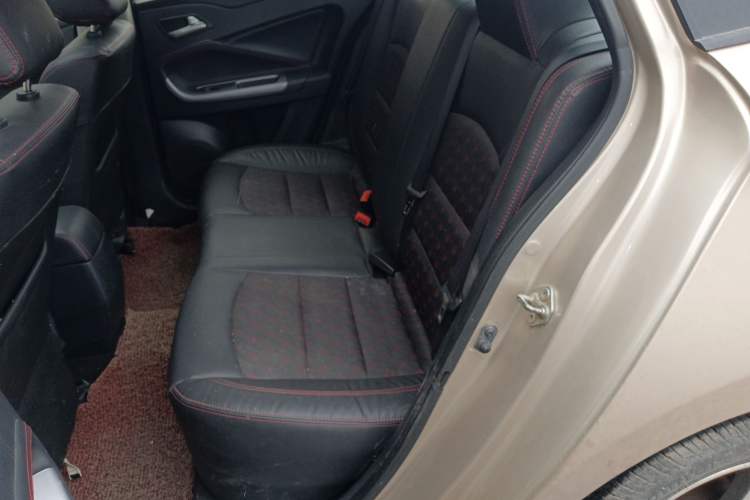 Used Haima Fumei 2017 1.6L Manual Luxury Model Left Rear Seat