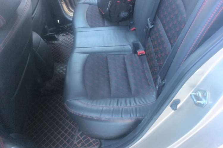 Used Haima Fumei 2017 1.6L Manual Luxury Model Left Rear Seat
