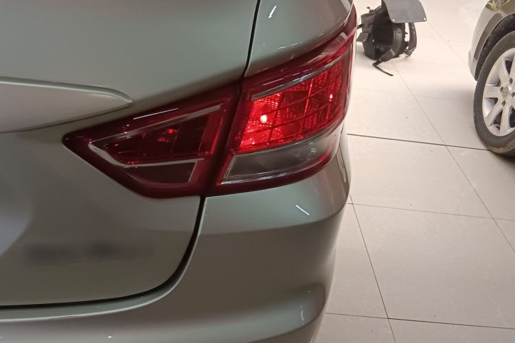 Used Haima Fumei F5 2018 1.6L Automatic Luxury Model Right Rear Taillight