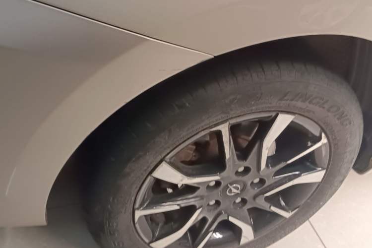 Used Haima Fumei F5 2018 1.6L Automatic Luxury Model Right Rear Wheel Hub