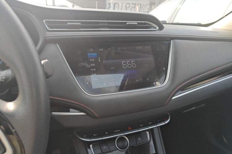 Used Haima Fumei F5 2018 1.6L Manual Elite Model Audio And AC Panel