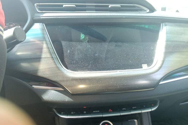Used Haima Fumei F5 2018 1.6L Manual Luxury Model Audio And AC Panel
