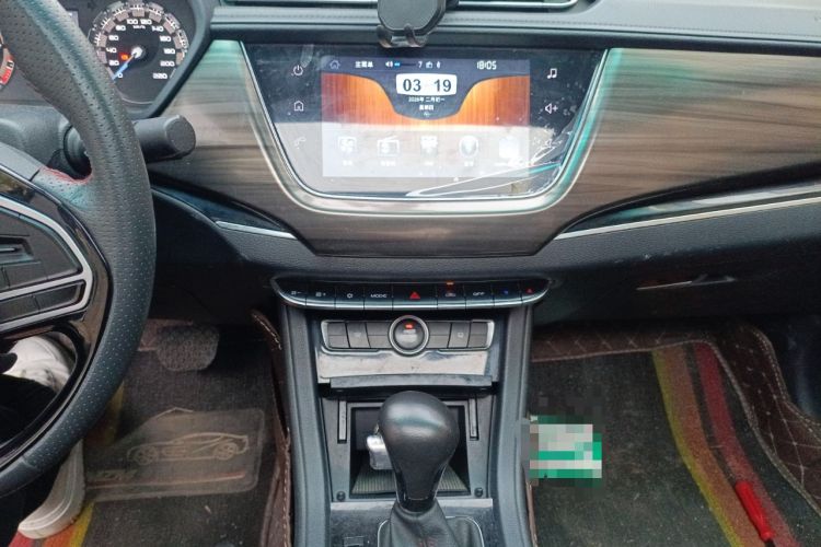Used Haima Fumei F5 2018 1.6L Automatic Luxury Model Audio And AC Panel